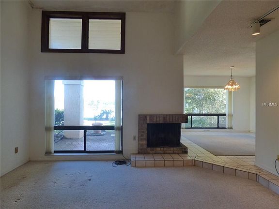 3rd image of 2030 Saint George Ave