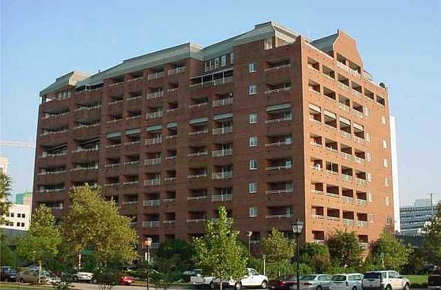 1st image of 215 Brooke Ave APT 403