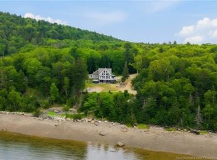 240 Hills Point Rd, Saint David, NB E3L 4J8