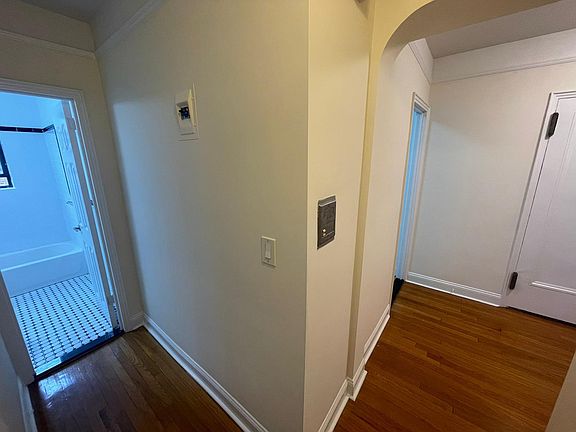 4th image of 17505 Wexford Ter APT 5M