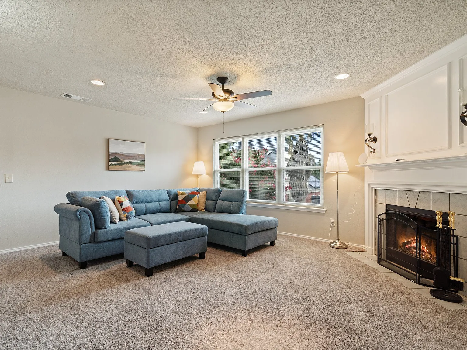 5 bed, 2549 sqft, $6,500 — Photo 3