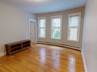 11A Beacon St #1R, Somerville, MA 02143