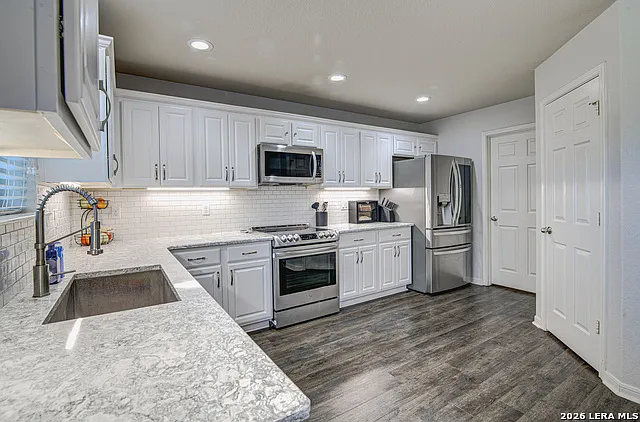 10614 Black Wolf Bay — Photo 13