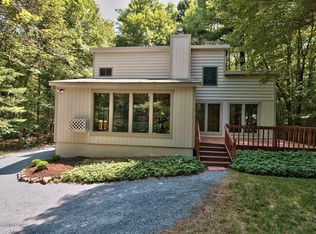 160 Split Rock Ln, Pocono Pines, PA