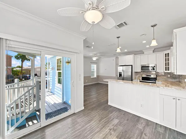 445 NETTLES Boulevard, Jensen Beach, FL 34957