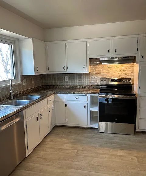 10308 Arvilla Ave NE — Photo 18