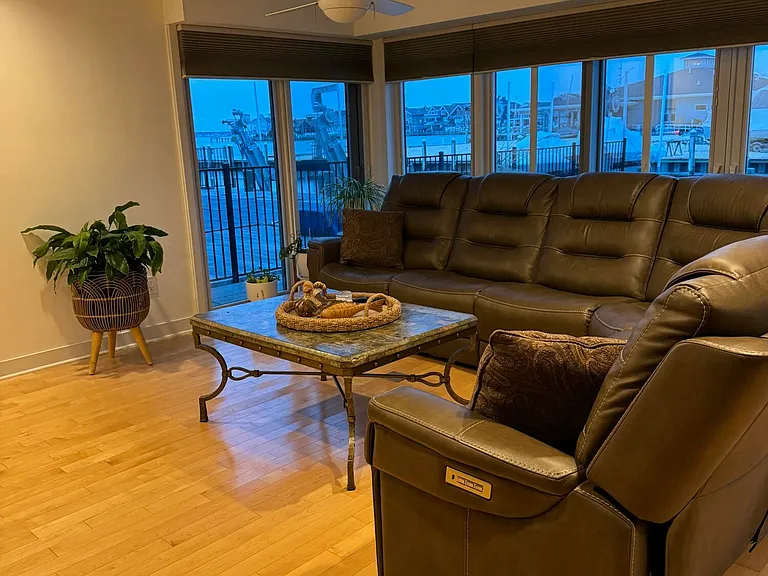 232 Hayes Ct — Photo 12