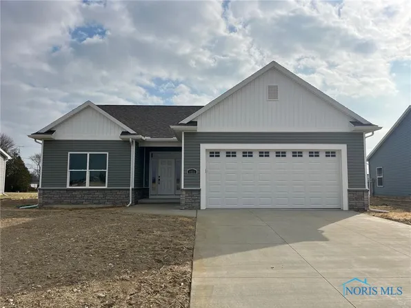 4055 E Plaza Blvd, Northwood, OH 43619