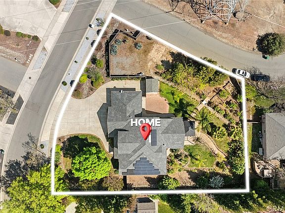 3rd image of 14 Sparrow Hawk Ln