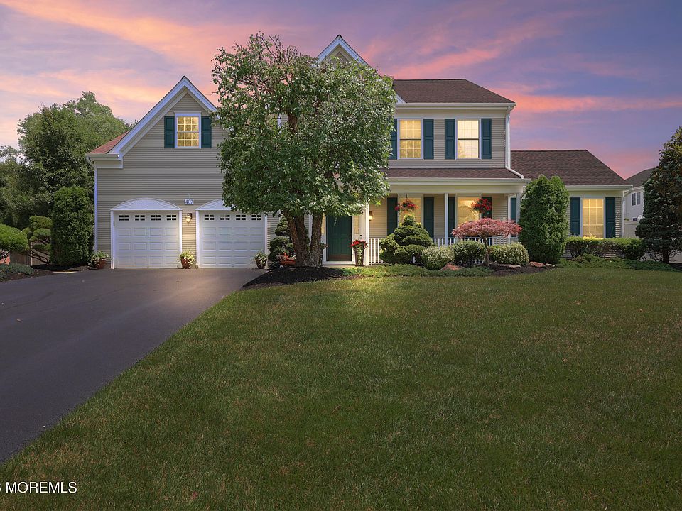 1st image of 407 Vassar Drive