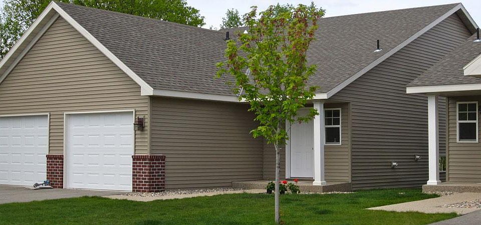 1st image of 2409 Oxford Dr SE #A