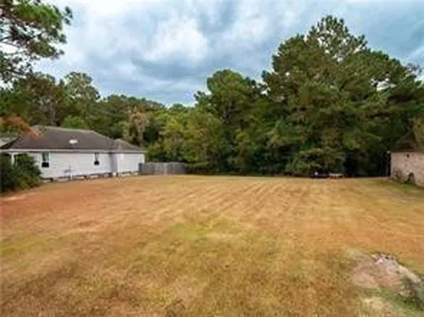 Riverlake Dr, Covington, LA 70435