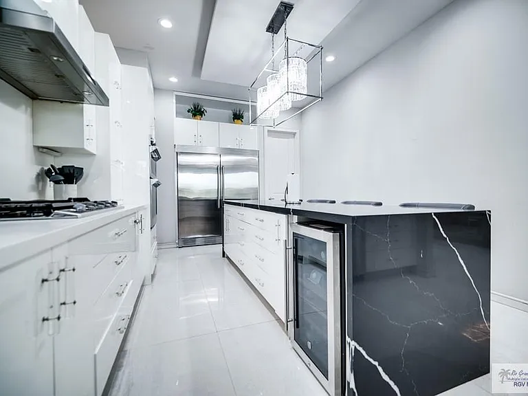 214 Calle Cenizo — Photo 11