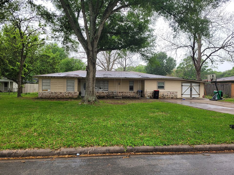 1st image of 1507 E Fayle St