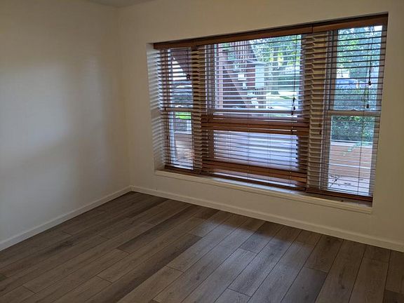 2nd image of 5954 W Leland Ave #1