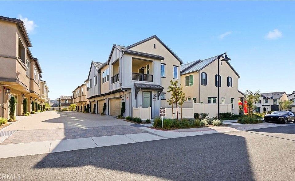 1st image of 32609 Brunello Way