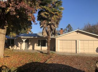 8056 Thurston Rd, Springfield, OR 97478