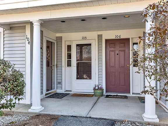 3rd image of 105 Southfield Lane