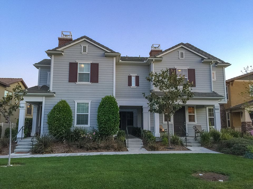 1st image of 8246 Onyx St