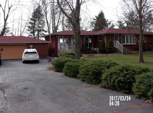 304 Maple Ave, Wheeler, IN 46393