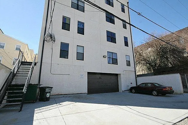 1509 W Girard Ave #10 — Photo 19