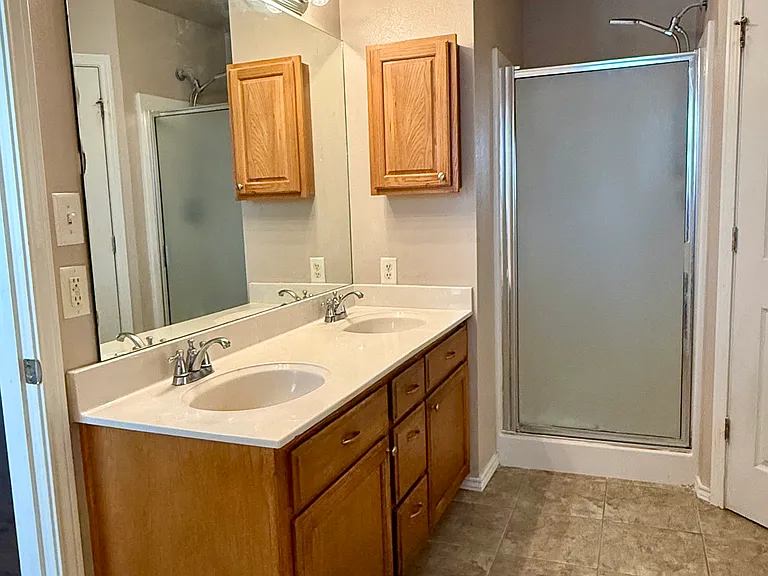 233 Sugarloaf Ave — Photo 8