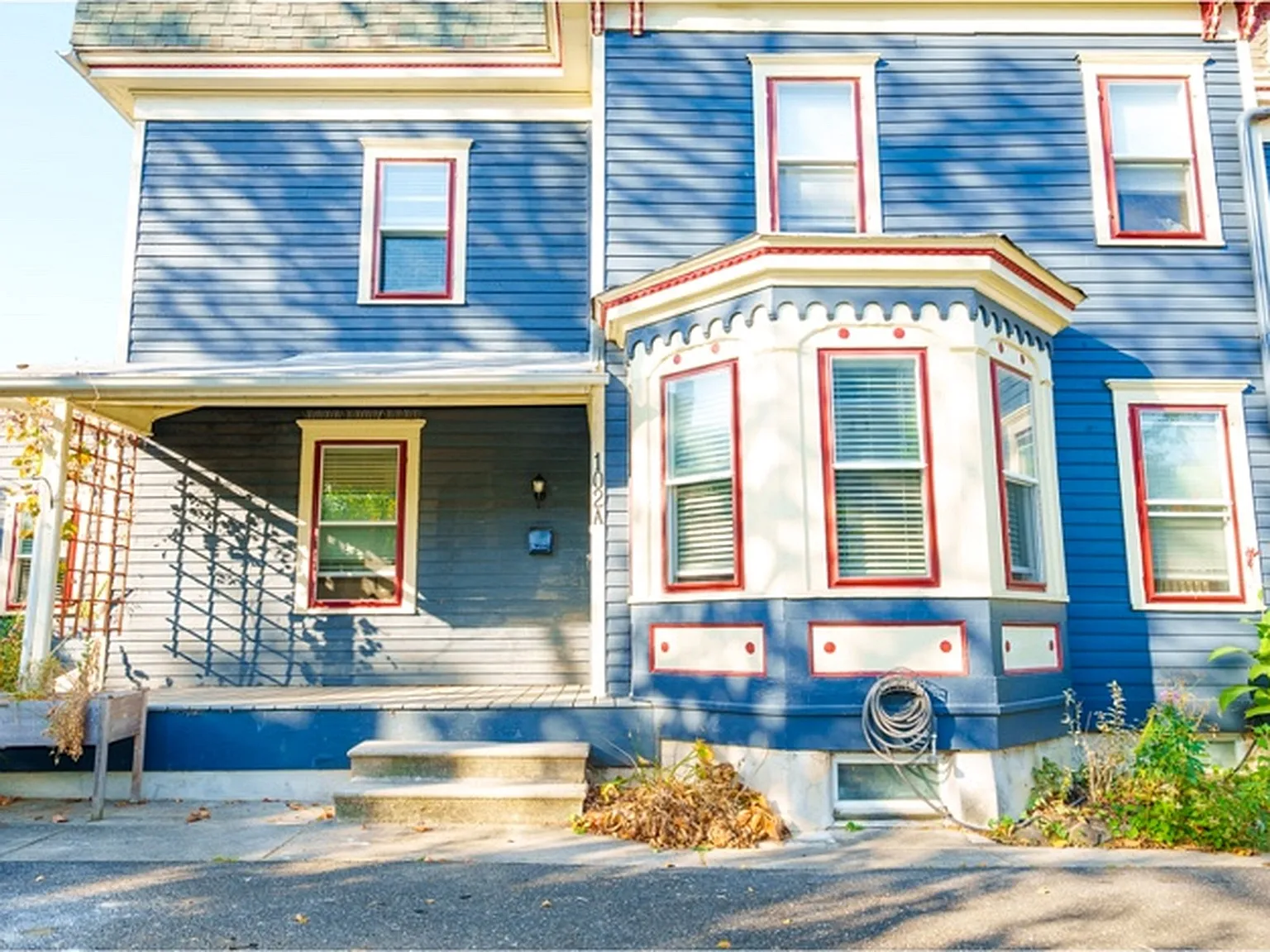 102 E Park Ave — Photo 2