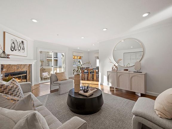 4th image of 241 Bonita Ln