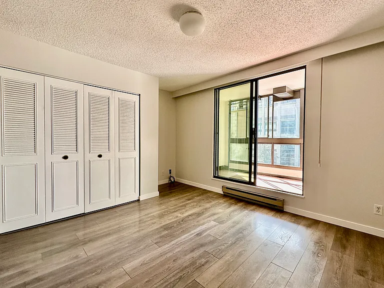 850 Burrard St — Photo 6