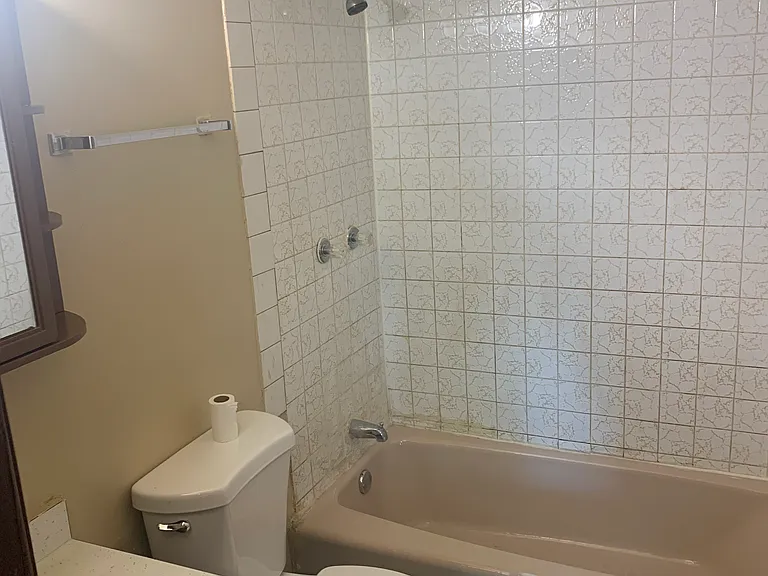 802 Mackinaw Ave #F — Photo 10
