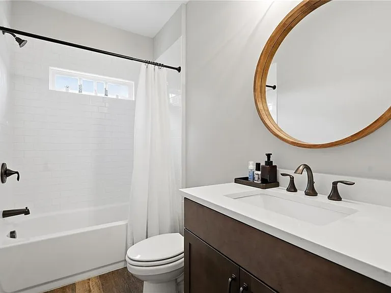 1012 Summit View Ln — Photo 25
