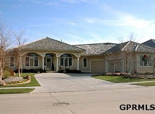 2205 S 191st St, Elkhorn, NE 68022