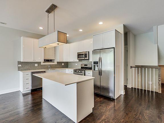4th image of 1701 N Kedzie Ave #2S