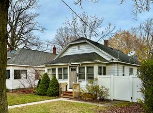 840 W Larch Ave, Muskegon, MI 49441