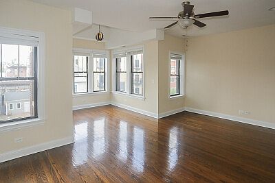 5th image of 3717 N Wilton Ave APT 1