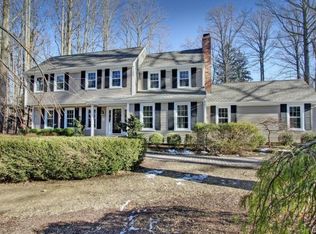 15 Mountainville Rd, Danbury, CT 06810