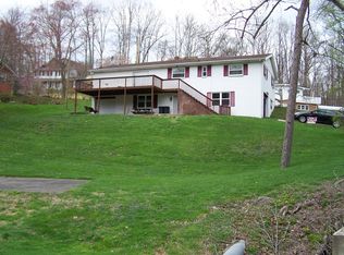 116 India Dr, Ashland, KY 41101