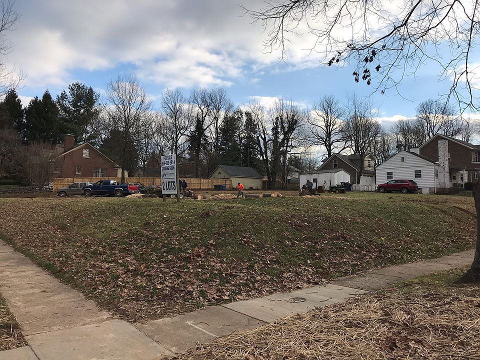2nd image of 1212 Kastle Rd