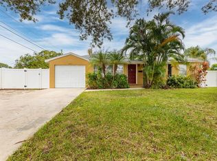 1513 Canterbury Rd N, Saint Petersburg, FL 33710