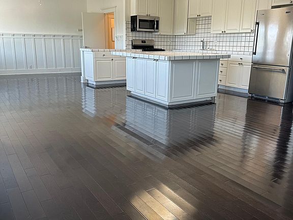 4th image of 209 N Venice Blvd #5