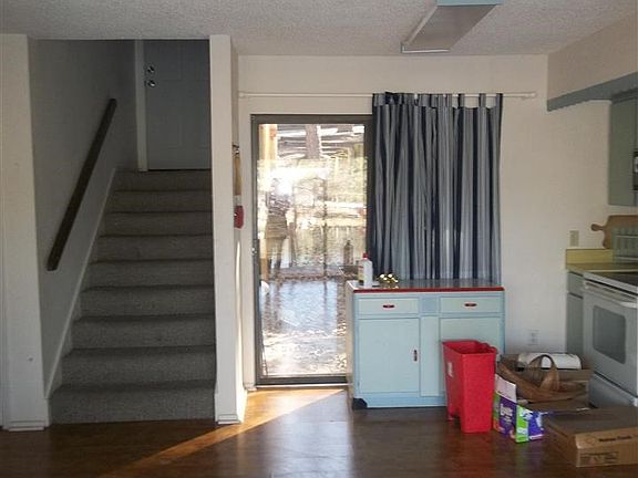 4th image of 254 Holly Hill Cir Ste 114-D