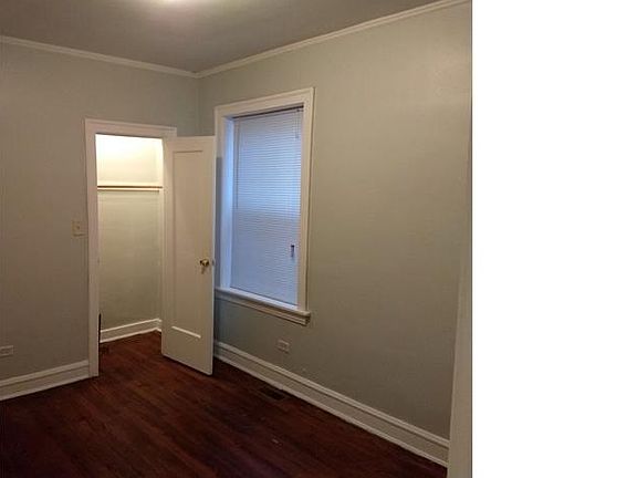 5th image of 8043 S Hermitage Ave #1