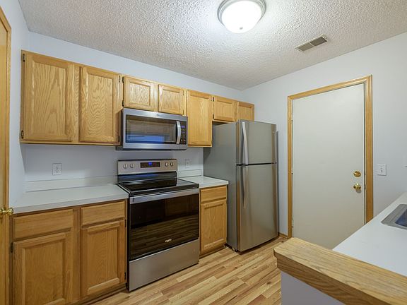 12121 Killdeer St NW APT 109, Coon Rapids, MN 55448 | Zillow