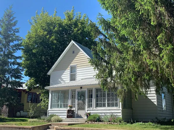 411 E Locust St, Waterville, WA 98858