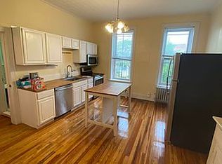 141 Union St #3, Brooklyn, NY 11231