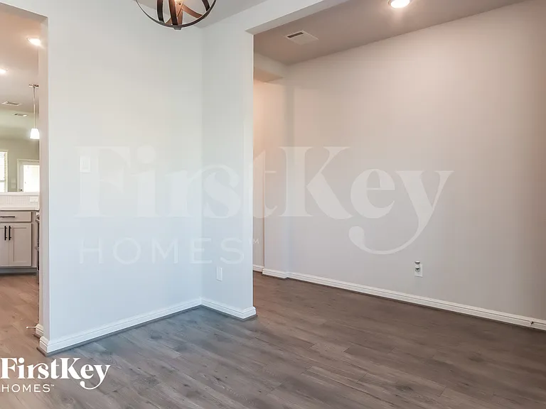 4820 La Piedra Ln — Photo 4