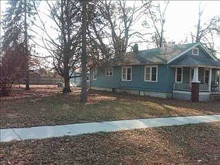 4th image of 1227 Fieldhouse Ave