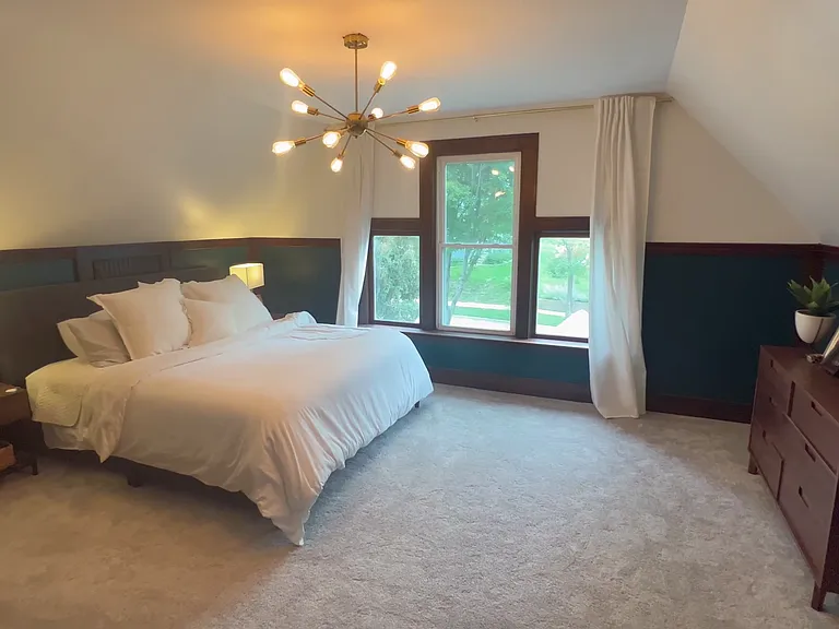 2314 Buchanan St NE — Photo 12