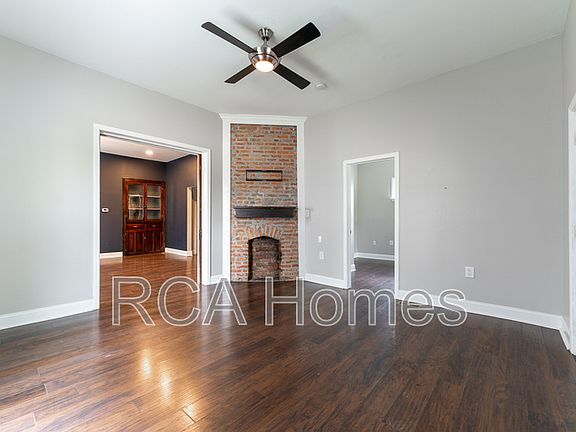 3rd image of 1042 Saint Paul St