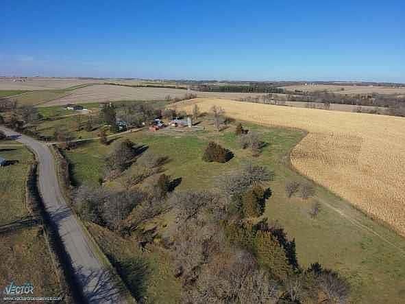 2nd image of 33.5 Ac County Road W Road